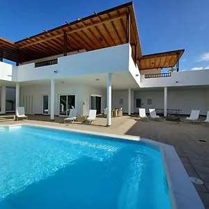 Lanzarote Villa